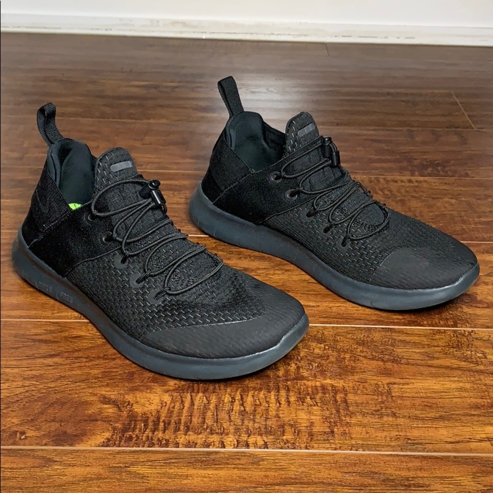 Black Nike shoes